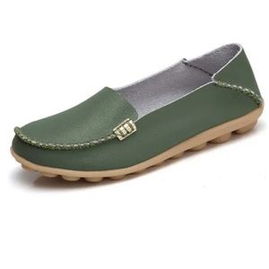 VenusCelia Women's Natural Comfort Walking Flat Green Sz 36